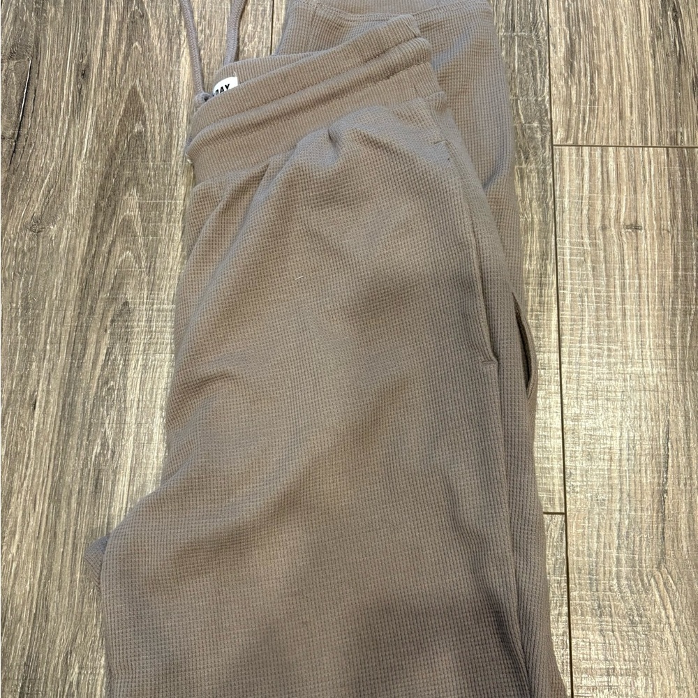 Aritzia Waffle Knit Pants